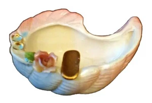 VINTAGE PORCELAIN ASHTRAY  SHELL ROSES LUSTERWARE MID CENTURY - Picture 1 of 9