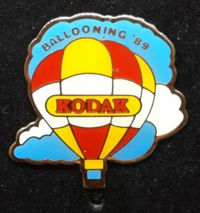 ☆ Vintage Kodak Camera Ballooning 1989 Albuquerque Balloon Fest Hat Lapel Pin - Picture 1 of 3