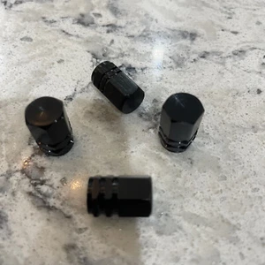 4 Piezas Tapas de Válvula de Neumático de Coche Vehículo Cubierta de Válvula de Neumático Aire NEGRO - Imagen 1 de 1