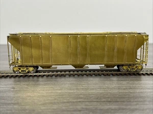 Overland Models HO Brass OMI-3275 P/S PS2-CD Covered Hopper Unpainted *Pre-Owned - Picture 1 of 15