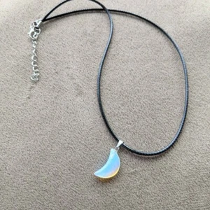 Opal Opalite Healing Crystal Moon Stone 5/8" Pendant Gem Necklace - Picture 1 of 3