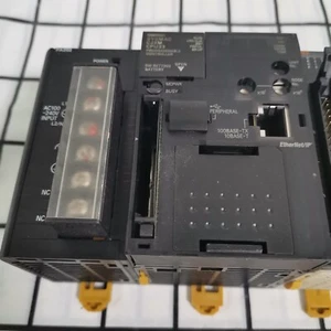 1 PC Omron CJ2M-CPU33 PLC CPU - Picture 1 of 1