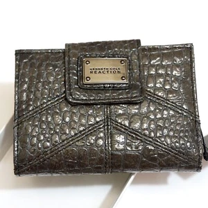 Original  kenneth cole reaction bi-fold wallet Ladies Faux Croco Wallet 3.75"x5" - Picture 1 of 7