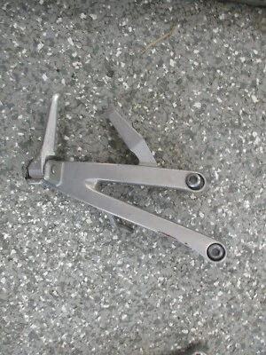 Honda CBR600RR CBR 600 RR 2008 07-12 pasajero clavija trasera y soporte lado derecho Foto 1 de 2