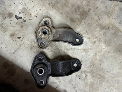 93-99 Mitsubishi 3000GT Front Lower Control Arms Left & Right Mounting Bracket - Image 1 of 2