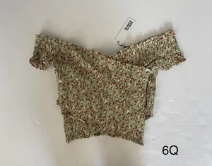 Steve Madden X BB Dakota Womens Size Large Multi-Color Floral Smocked Crop Top - Picture 1 of 9