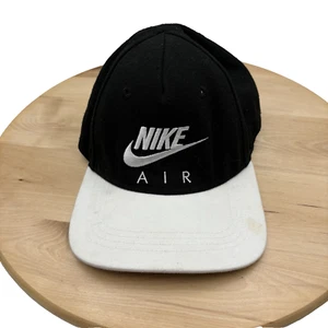 Cappello snapback Nike Air bambino tesa piatta nero bianco - Foto 1 di 6