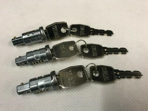 Land Rover Defender 90/110/127/130 Door Lock Barrel Set x3 86-01 MTC6504 ub - Picture 1 of 1