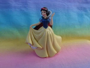 Disney Princess Snow White PVC Figure or Cake Topper  - Picture 1 of 9
