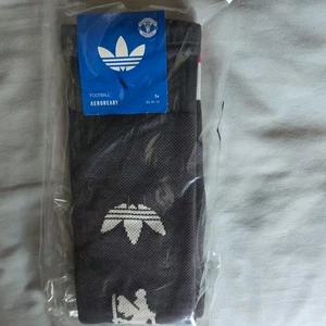 Rare Adidas Manchester United 2024/25 player issue footless 3rd socks medium NWT - Picture 1 of 4
