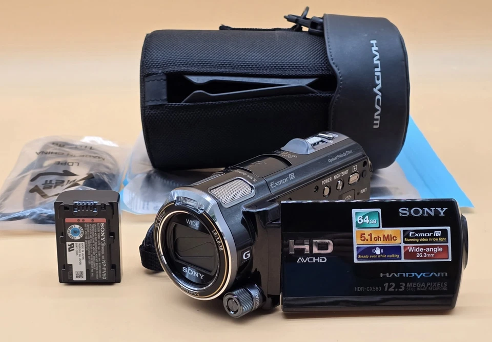 SONY HDR-CX560E Handycam Digital Camcorder With 64GB HDD And Nightshot. - Image 1 of 4