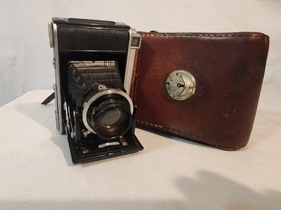 Cámara Voigtlander Bessa 66 no probada con película Foto 1 de 4