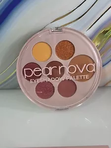 Pear Nova Eyeshadow Palette Mattes Metallics Neutrals 7 Shades New in Box - Picture 1 of 3