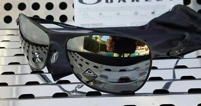 New Oakley CROSSHAIR Aviator Sunglasses 4060-2361 Matte Black w / Prizm Black - Image 1 of 4