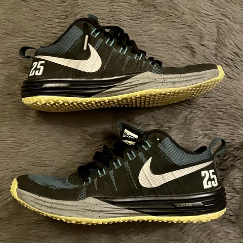 Nike Lunar TR1 NRG LeSean McCoy Philadelphia Eagles Sneakers Football 9.5 Cover