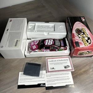 Kyle Busch #18 PINK M&M’s / SUSAN G KOMEN 2008 COLOR CHROME DieCast NASCAR 1/433 - Picture 1 of 15