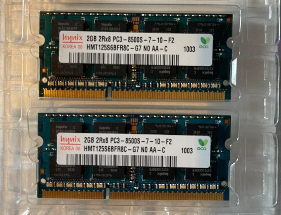 Hynix 4GB PC3-8500 DDR3-1066MHz Non-ECC 204pin HMT125S6BFR8C-G7 laptop notebook - Image 1 of 1