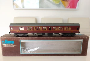 O Gauge LIMA  6616  B.R. Mk 1  Corridor Coach with Hook / Drop-Link Couplings - Picture 1 of 14