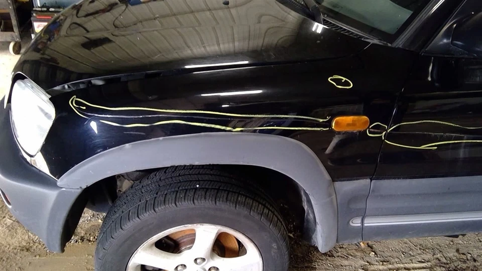 *SOLO RECOGIDA LOCAL* Guardabarros izquierdo conductor negro compatible con 96-97 RAV4 Foto 1 de 4