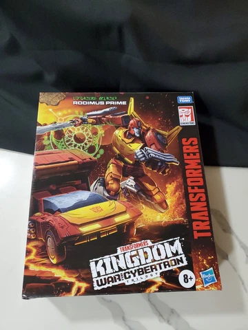 Transformers Kingdom Rodimus Prime Commander War for Cybertron MISB Cover