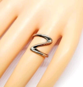 Anillo minimalista vintage de plata esterlina 925 onda Z talla 6,25 (95) - Imagen 1 de 4