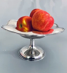 Towle Silversmith Large 6" Sterling Silver Scalloped Pedestal Centerpiece Bowl - Picture 1 of 9