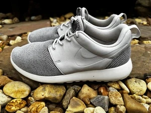 Nike Roshe One Knit Womens Size 9 Gray Purple White Athletic Shoes Sneakers - Picture 1 of 10