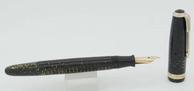 Parker Vacumatic Green Pearl & Gold Fountain Pen -14kt Nib -1949 -Made In Canada - Image 1 of 4