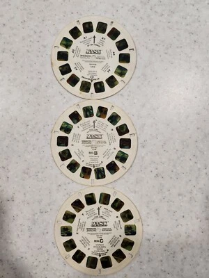Mask Viewmaster Slides - Image 1 of 4