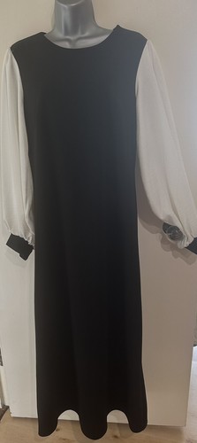 OFF WHITE Maxi abito nero GDG Actuel con maniche a sbuffo bianco sporco taglia 10 12