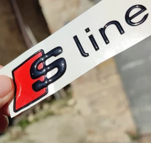 Coppia adesivi resinati 3D logo Audi S Line - Foto 1 di 4