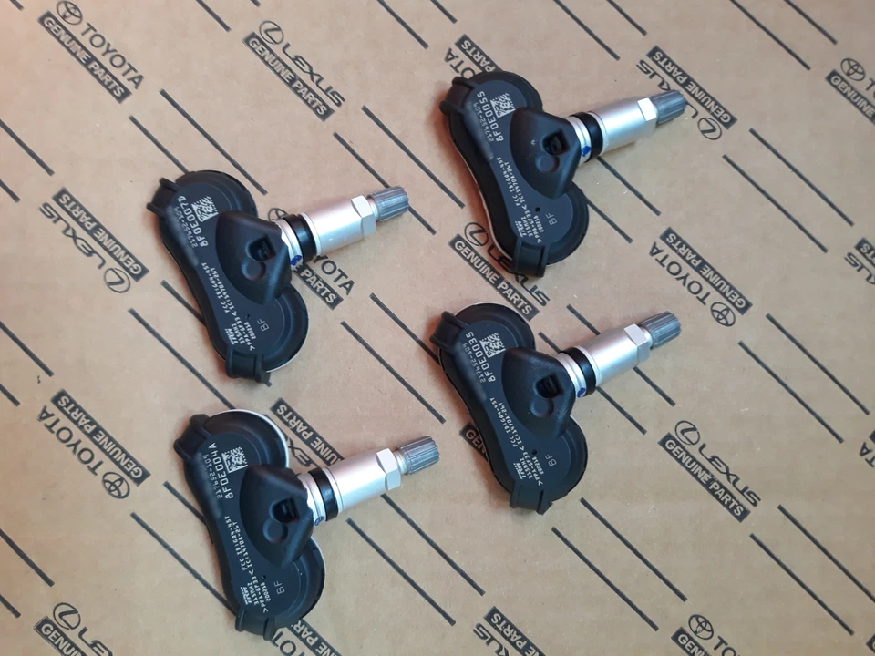 4 sensores de presión de neumáticos TPMS genuinos OEM Toyota SIENNA 2011 2012 2013 2014 2015 Foto 1 de 3