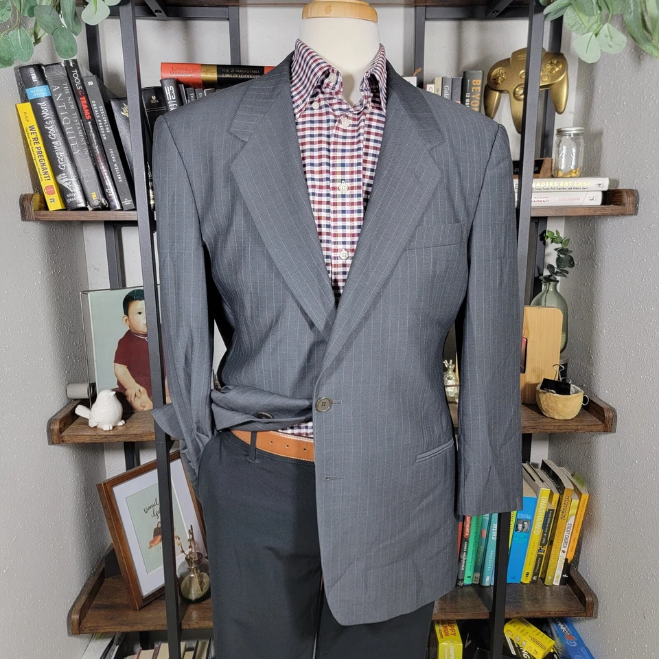 Antigo Casaco Esportivo Masculino Mani by Gorgio Armani Dois Botões Listrado Cinza 41R Saks F - Imagem 1 de 4