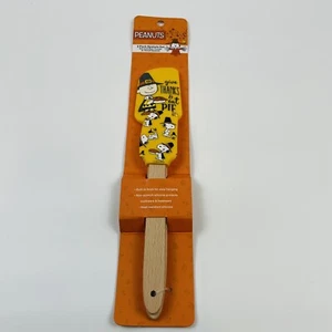 Peanuts Snoopy 2 Pack Silicone Thanksgiving Spatula Set “Give Thanks & Eat Pie” - Picture 1 of 3