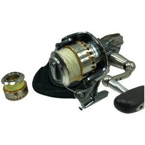 Shimano Stella C3000 Spinning Reel -3,000 Size with Scratches and Stains - Picture 1 of 10