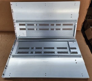 EMC VNX8URAIL 042-008-717 042-008-727 8U Rail Kit for VNX Systems - Picture 1 of 4