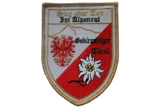 Gebirgsjäger Tirol  Sieg oder Tod im Alpenrot ca 8x10 cm mit Klett u.Gegenstück  - Picture 1 of 3