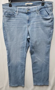Levi's Classic Straight Jeans Size 18W Light wash Exc. Condition!! (39x27.5) - Picture 1 of 8