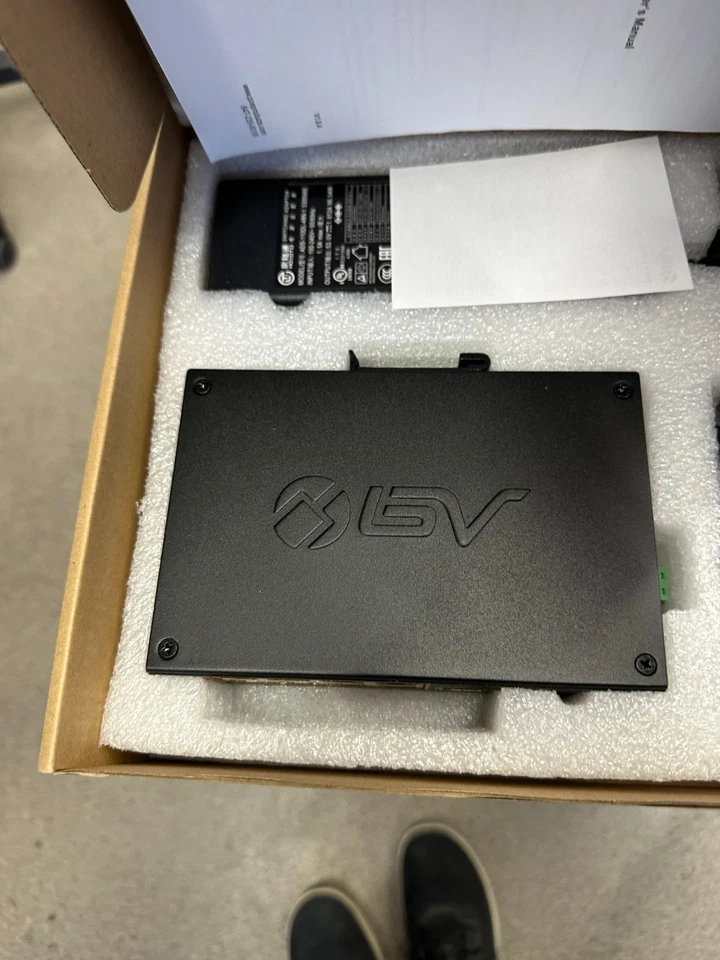 10 Port PoE Switch DIN Rail (8 PoE & Gigabit & SFP Uplink) 96W Unmanaged 802.3at - Image 1 of 1