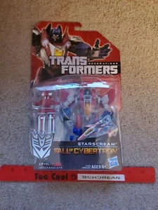 TRANSFORMERS Generations Fall Of Cybertron FOC Deluxe Class Starscream New - Picture 1 of 2