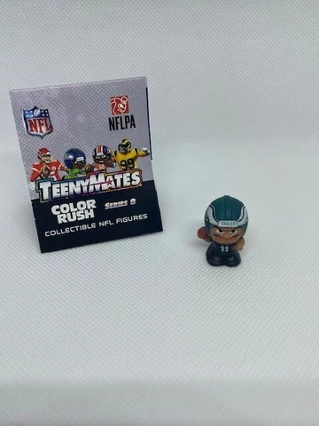 Teenymates NFL Carson Wentz Philadephia Eagles #11 Color Rush Series 8 Cover