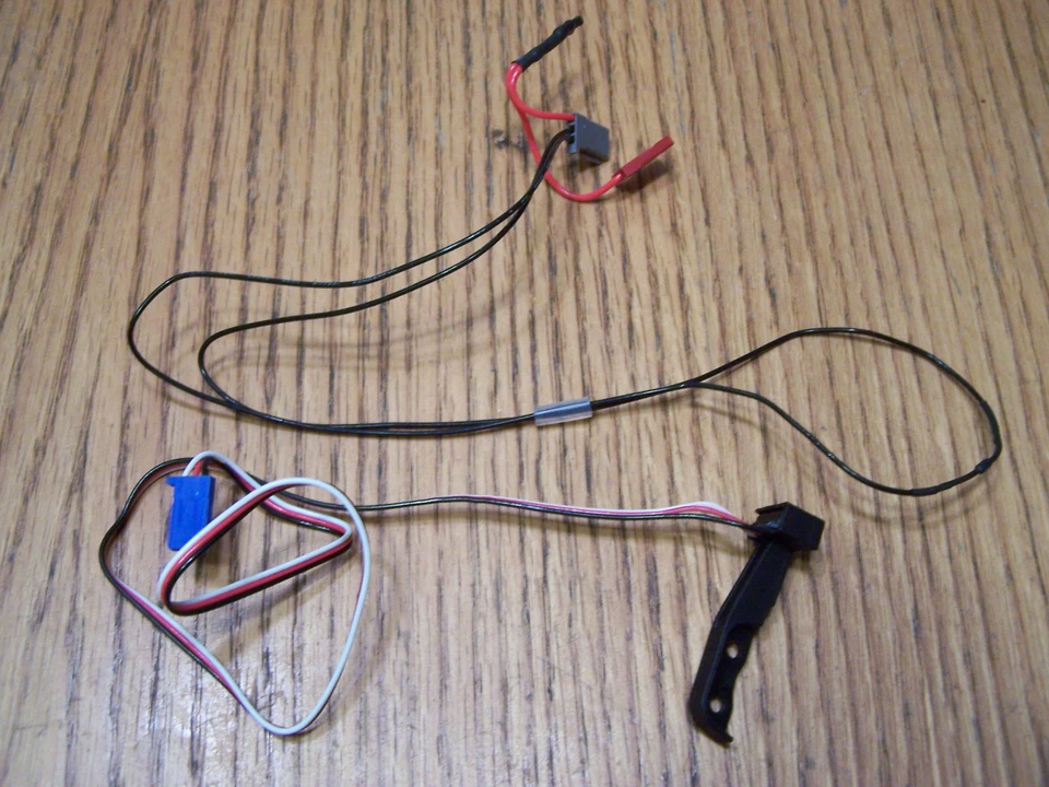For Traxxas 3.3 Revo Telemetry Sensors with Mount RPM Long 6520 Temperature Heat - Image 1 of 1