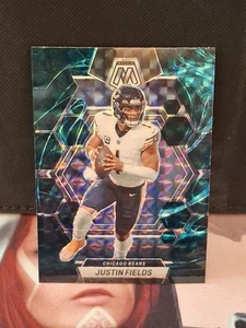2023 Mosaic Prizm Genesis Justin Fields #33 Case Hit SSP BEARS JETS - Picture 1 of 2