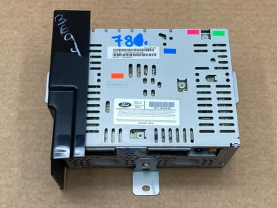 2013-2016 LINCOLN MKZ AM FM SATELLITE RADIO RECEIVER UNIT OEM LOT781 - Image 1 of 4