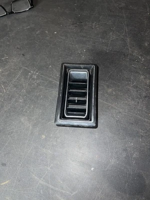 1981 - 1987 Dodge Truck AC Vent 81 82 83 84 85 86 87 88 Mopar A/C PN 4162095 - Image 1 of 4