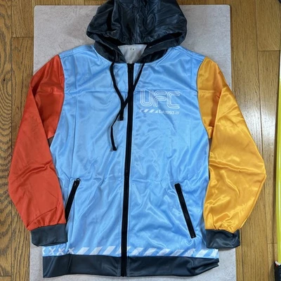 Chaqueta urbana con cremallera completa UFC para hombre talla mediana $70 Multicolor. Poliéster Foto 1 de 4