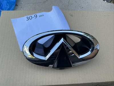 2018-2024 Infiniti Qx80 Front Grill Emblem W/camera Hole Base 62310-6GW0A-05 OEM - Image 1 of 4