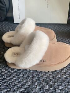 UGG DISQUETTE PLATFORM SLIPPERS SIZE 7 /UK6 chestnut / authentic