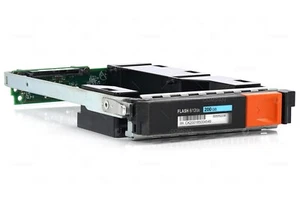 005052236 EMC FLASH SSD 200GB SAS 6/12G 2.5" SFF in 3.5" LFF - Picture 1 of 7