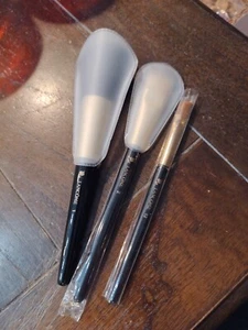 BRANDNEU, UNBENUTZT verschiedene Lancome Make-up Pinsel im 3er Set B1 - Bild 1 von 1